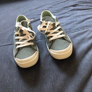 Teva Sneakers